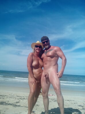 foto amadora Outdoor Nude 45