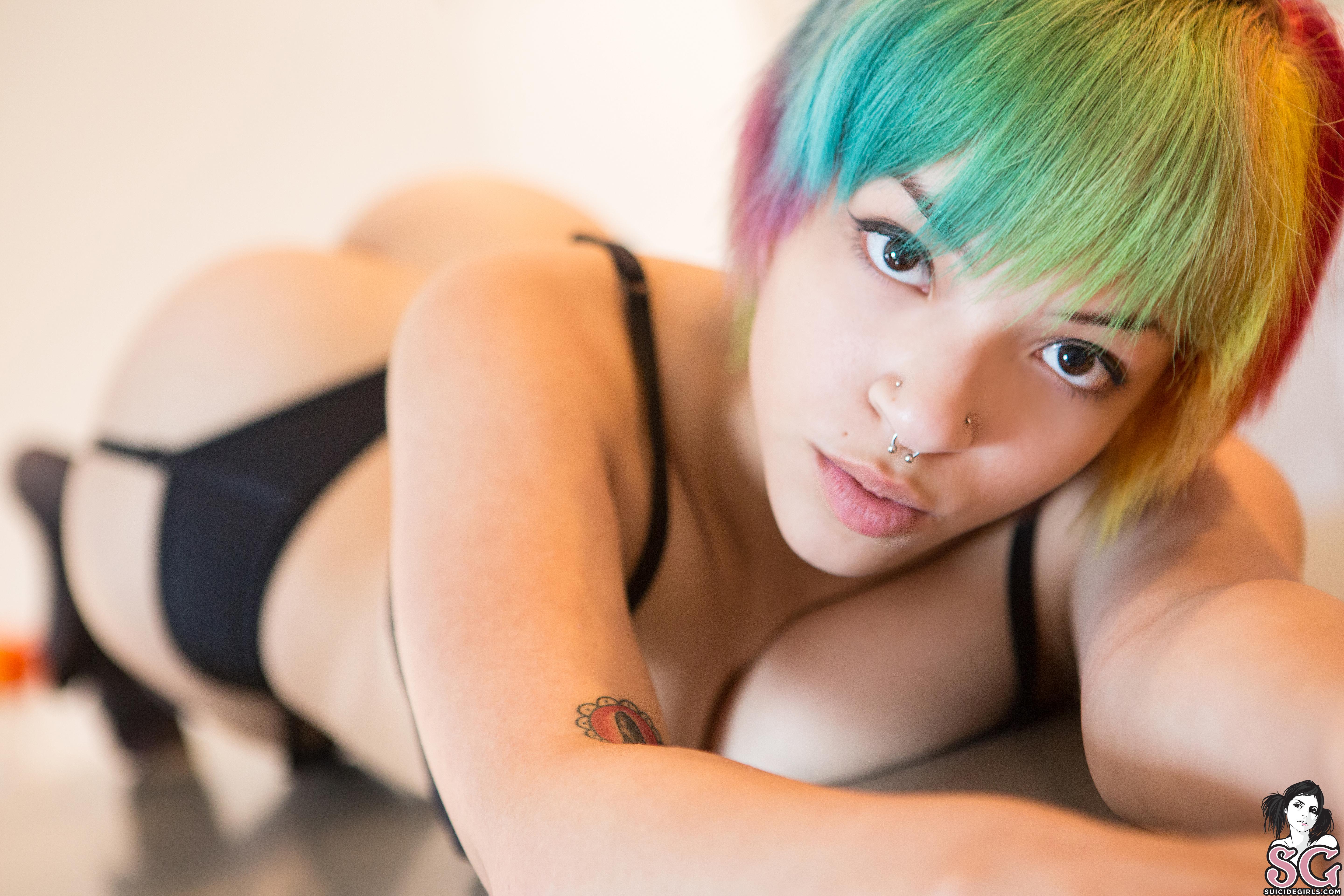 amateur photo cf3e25eb199bd64e6a65c48813cf3810