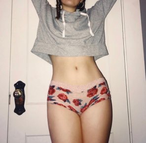 foto amateur College is exhausting, can someone grab my hips already?