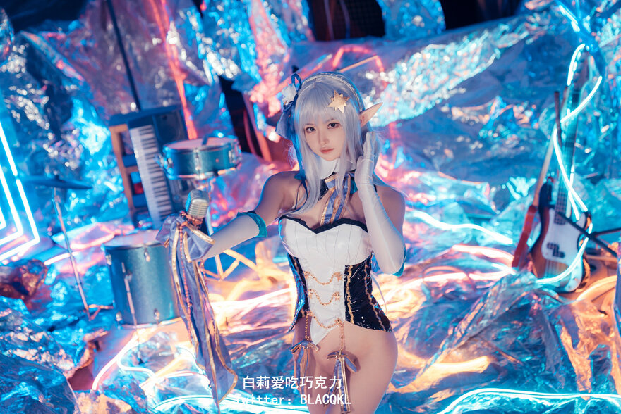 Blacqkl (白莉爱吃巧克力) cosplay Emilia – ReZero (7)