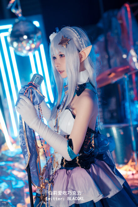 Blacqkl (白莉爱吃巧克力) cosplay Emilia – ReZero (48)
