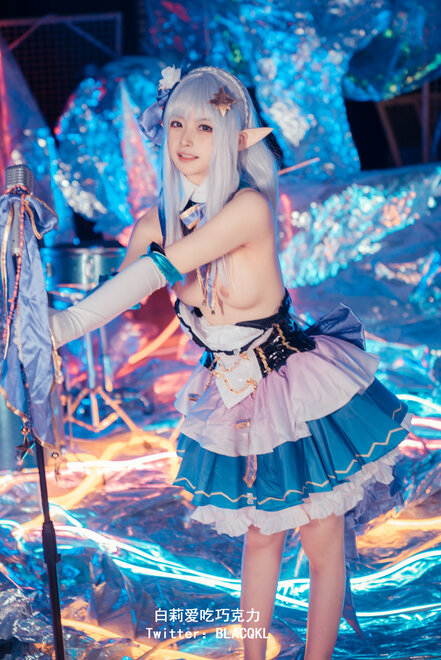 Blacqkl (白莉爱吃巧克力) cosplay Emilia – ReZero (61)