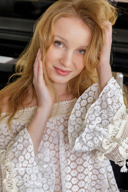 MetArt_Naturally-Radiant_Dana-Red_high_0012