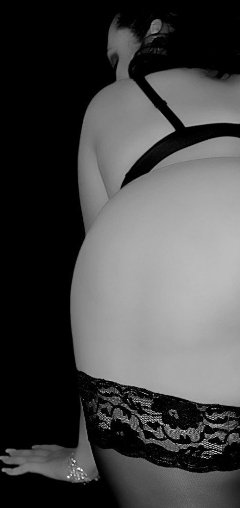 amateur photo bRDOToKX