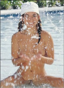 photo amateur Playboy College Girls Magazine Wet Wild 2003 0102-05