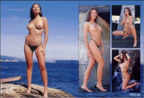 zdjęcie amatorskie Playboy College Girls Magazine Wet Wild 2003 0102-25