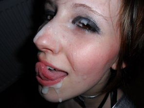 amateurfoto Lip licking