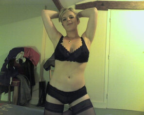 foto amatoriale Hot Blonde Swinger Milf (34)