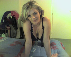 foto amatoriale Hot Blonde Swinger Milf (35)