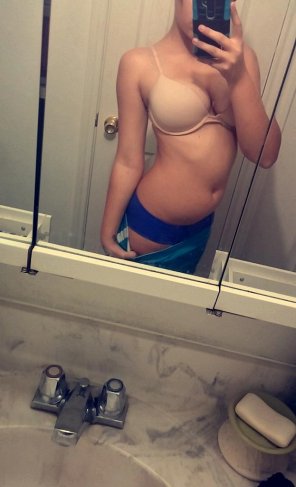amateur photo Very sexy tits with some panties