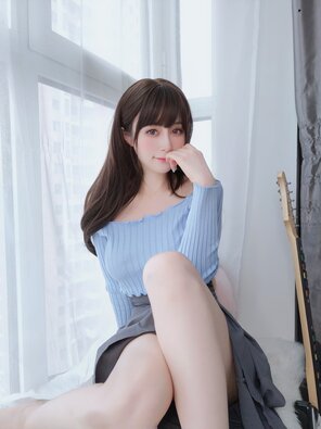 amateur photo Baiyin811 (白银81) - Sexy Guitar Girl (36)