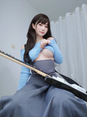 foto amateur Baiyin811 (白银81) - Sexy Guitar Girl (145)