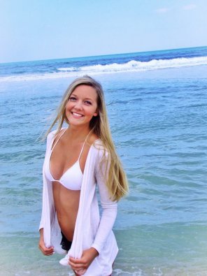 foto amateur Blonde at the beach