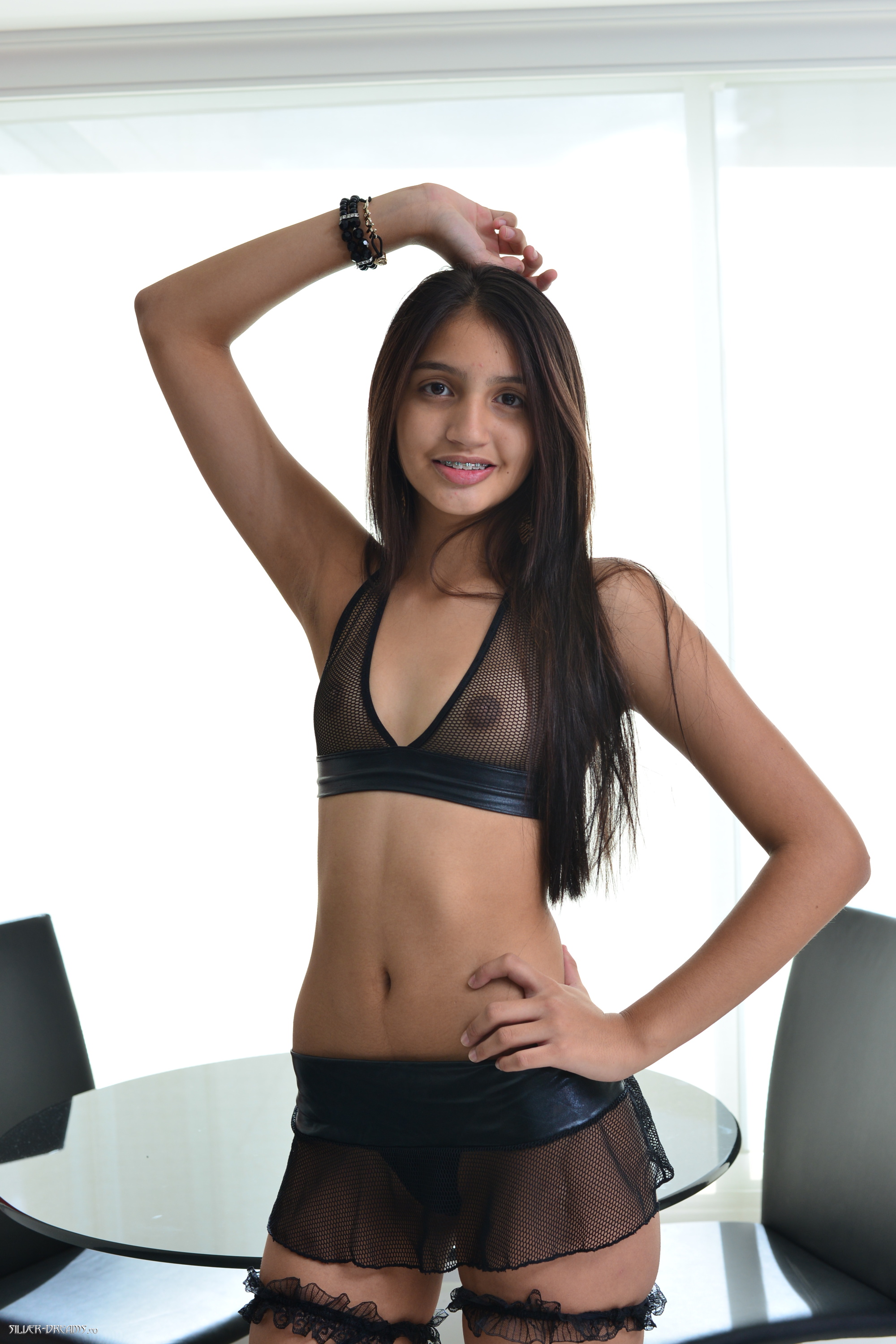 amateur photo Silver-Dreams_Dulce-blackmesh-3-024