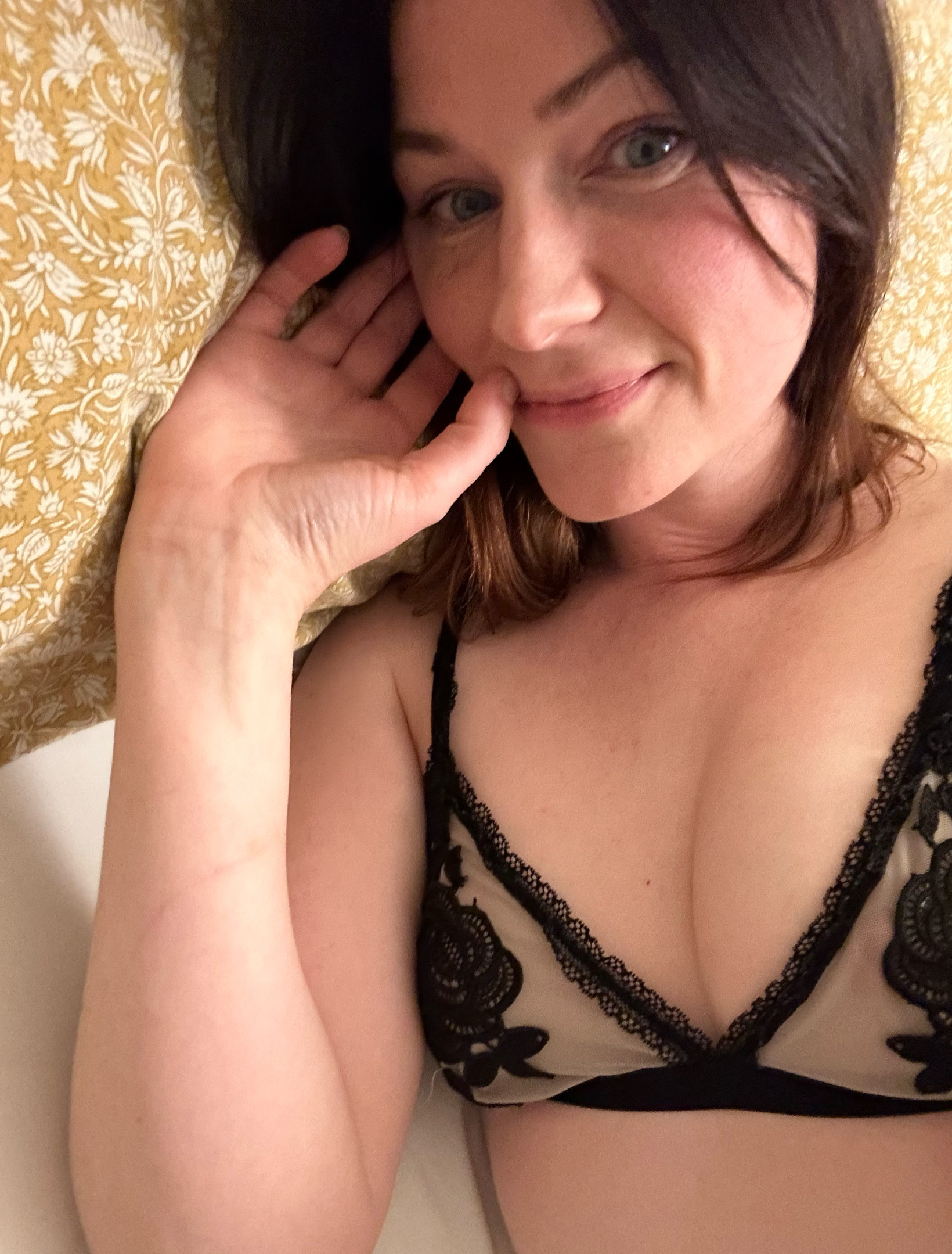 amateur photo 119623648