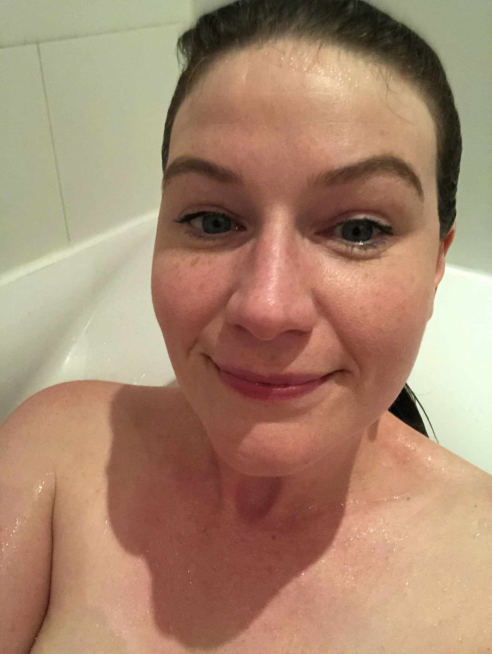 amateur photo 874317341