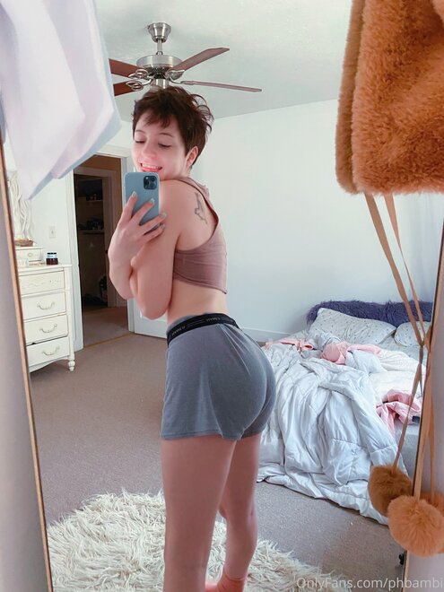 Pics by @onlyforfan_online(2120)