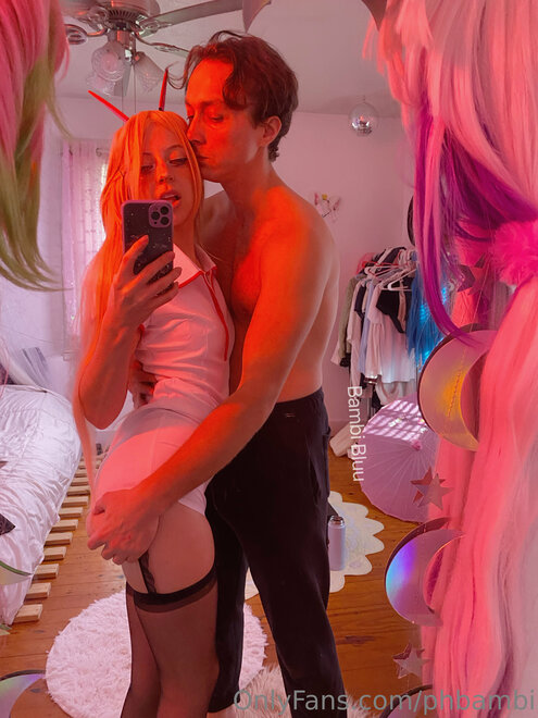 Pics by @onlyforfan_online(2140)