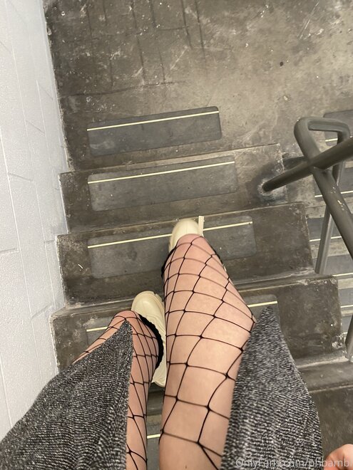 Pics by @onlyforfan_online(2152)