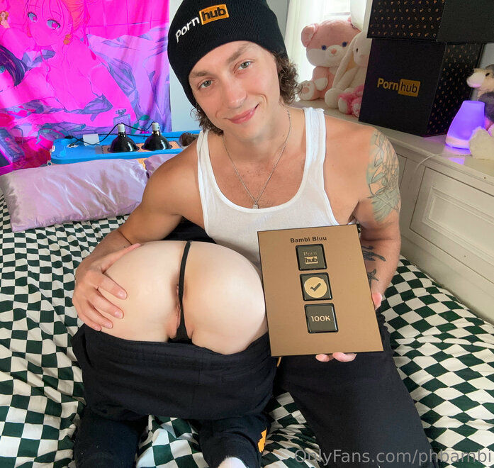 Pics by @onlyforfan_online(2177)