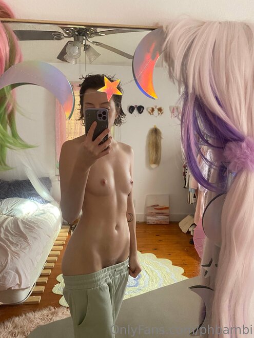 Pics by @onlyforfan_online(2443)