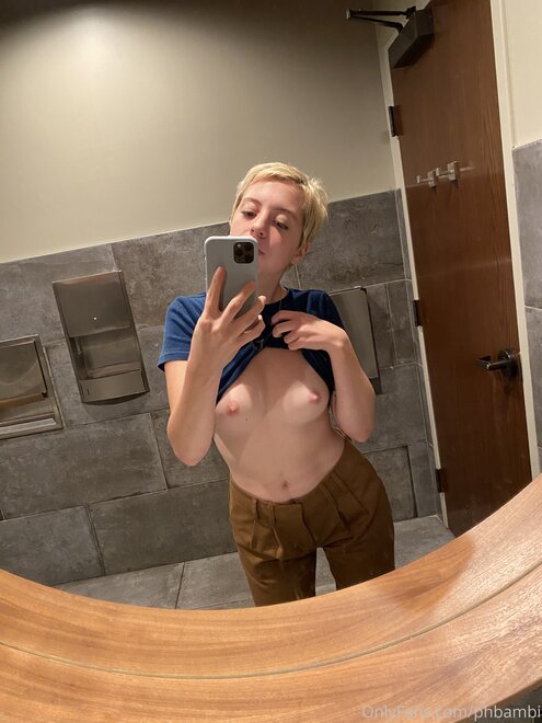 Pics by @onlyforfan_online(2538)