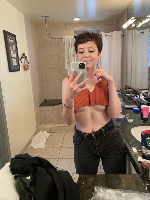 Pics by @onlyforfan_online(2541)