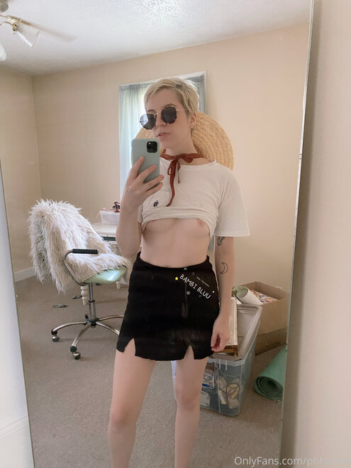 Pics by @onlyforfan_online(2598)