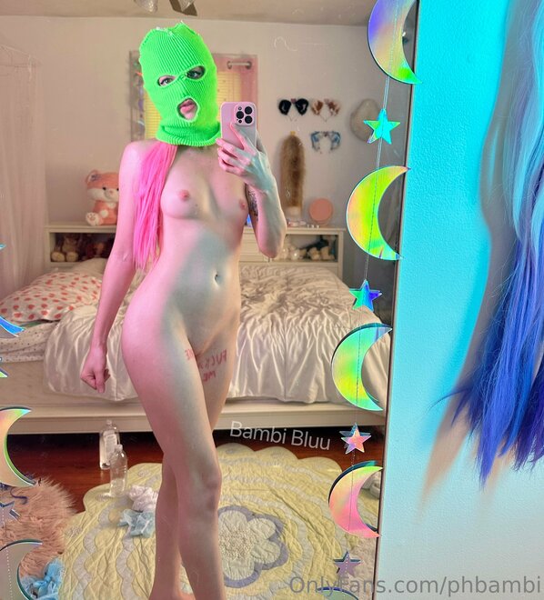 Pics by @onlyforfan_online(2701)