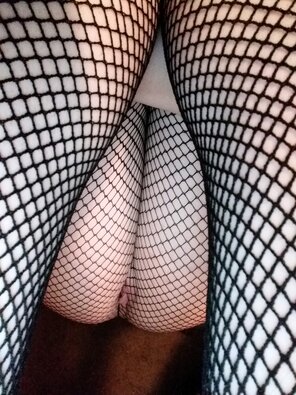 foto amadora Fishnets during lockdown. Happy spouse, happy house!
