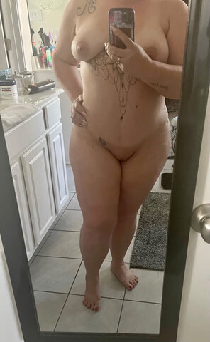 amateur pic Housewife Danielle has a nice ass