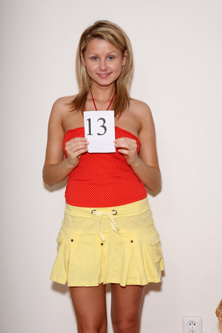 ALS_Model-13_Zoe-L-Fox_high_0004