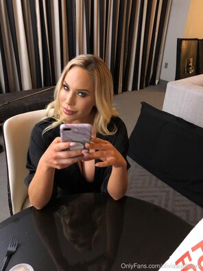 oliviaaustinxxx-01-06-2019-35155084-Good morning my love, I’m feeling so close to you after our chat and I want to share som