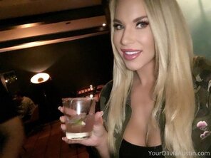 foto amateur oliviaaustinxxx-31-01-2022-2243747234-SpeciaL💋💋 thank you for the drink 🍹 DON JULIO Who wants to get added to the l