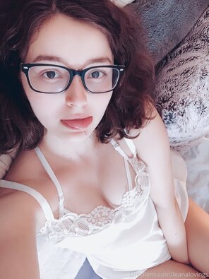 amateur pic leanalovings-09-01-2020-18406794-A loving set of photos from me to you.