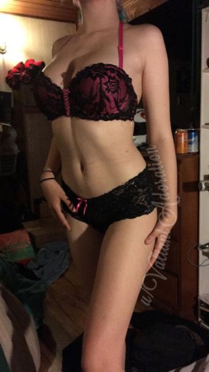 amateur-Foto Original ContentWhat do you think of this lingerie?