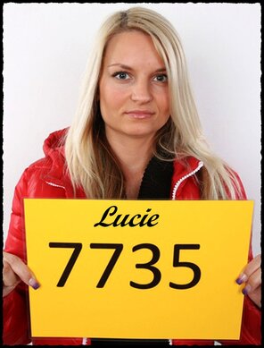foto amateur 7735 Lucie (1)