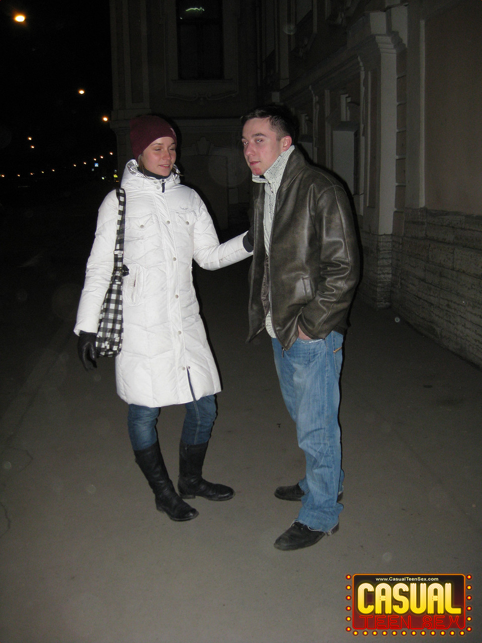 amateur photo 47655662_005_f389