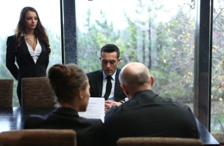 amateur photo 45924830_013_820a