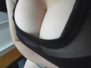 amateur pic bored at home