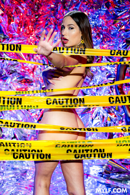 mylfofthemonth_desiree_dulce_057