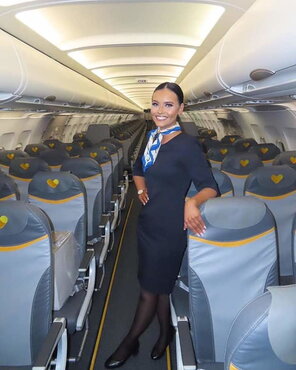 foto amatoriale Flight Attendants Dressed and Undressed