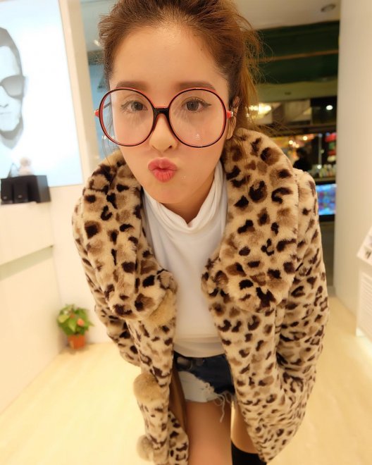 Eyewear Glasses Clothing Fur Skin Outerwear