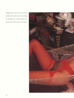 zdjęcie amatorskie Playboys College Girls Magazine 1988-051