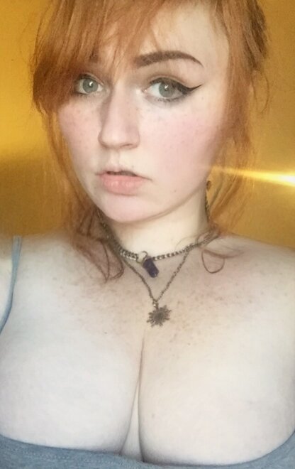 Sexy Redhead nude