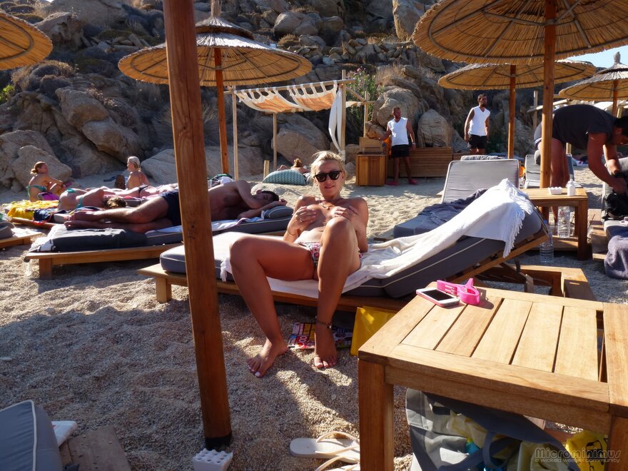 LetsGoToTheBeach-003-topaz-faceai-enhance-1.9x