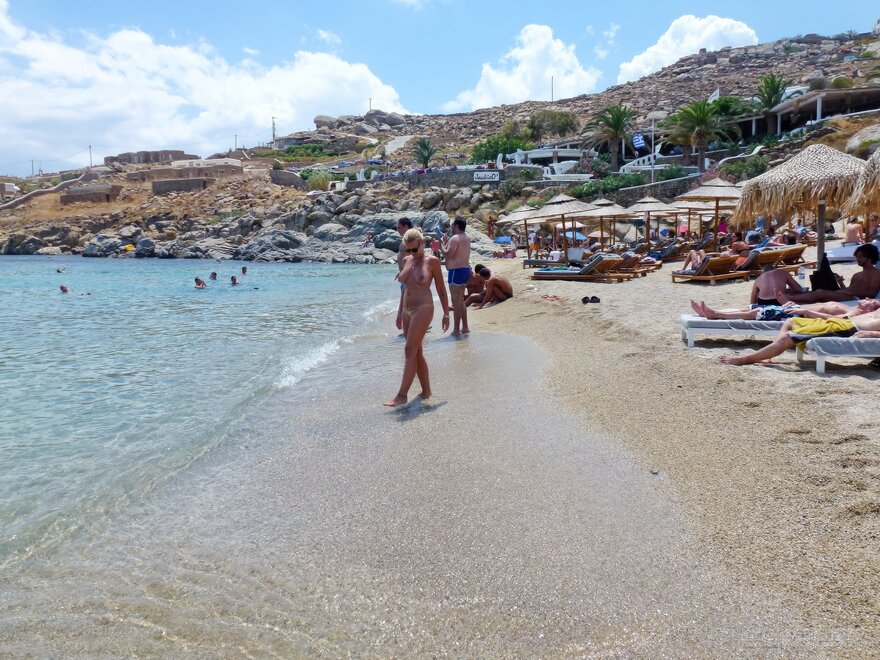 LetsGoToTheBeach-019-topaz-enhance-2x