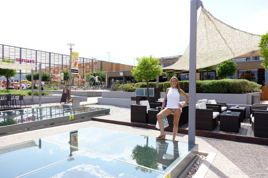 OutForShoppingAgain-002-topaz-faceai-enhance-1.9x