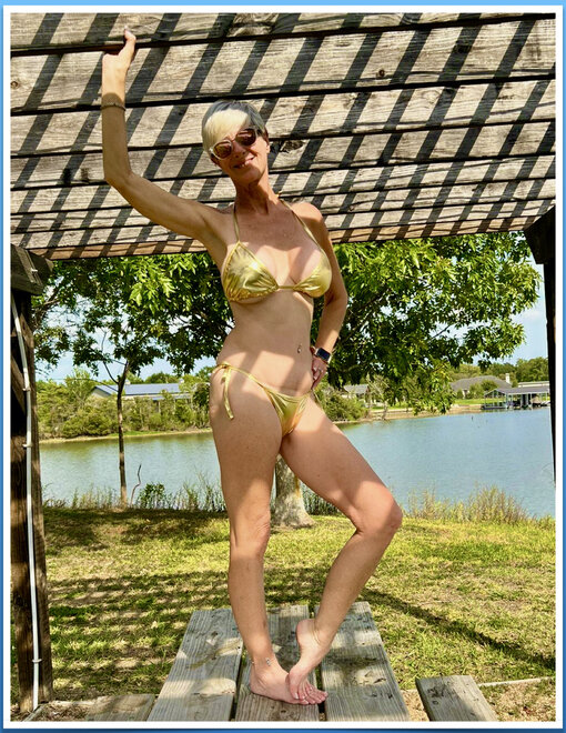 ‎Exposed V4.‎23 nude