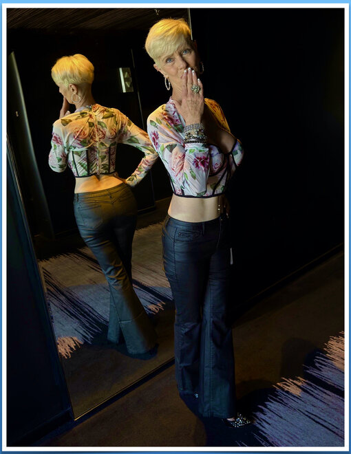 ‎Exposed V4.‎86 nude